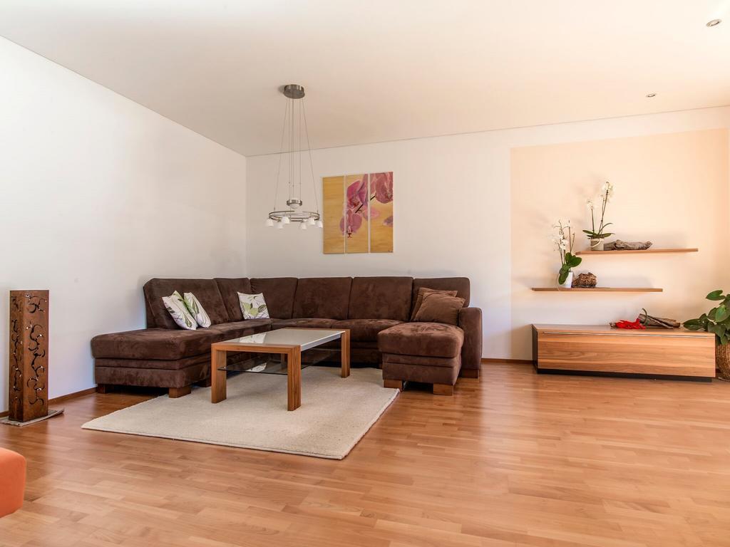 Ferienwohnung Lifinar シュルンス エクステリア 写真